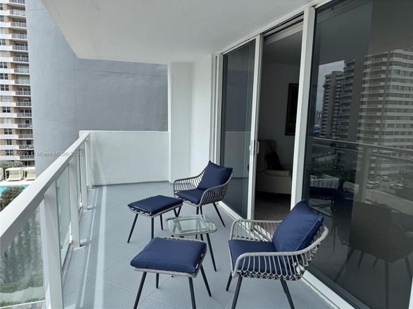 2030 S Ocean Dr 727, Hallandale Beach FL 33009