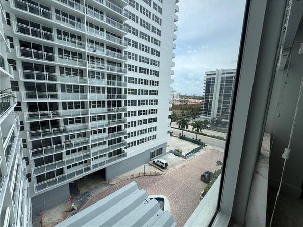 2030 S Ocean Dr 727, Hallandale Beach FL 33009
