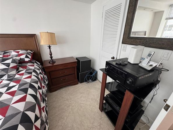 2030 S Ocean Dr 727, Hallandale Beach FL 33009