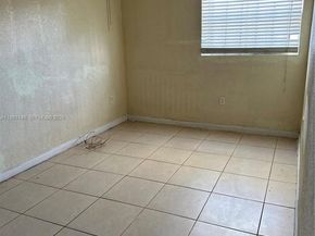 12890 NE 8th Ave 107, North Miami FL 33161