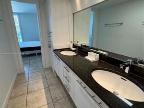100 Bayview Dr 309, Sunny Isles Beach FL 33160