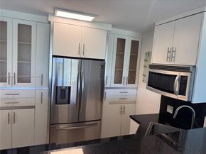 100 Bayview Dr 309, Sunny Isles Beach FL 33160