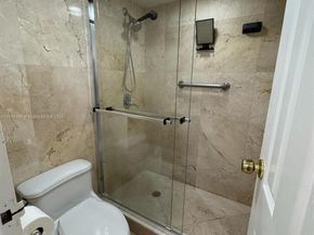 100 Bayview Dr 309, Sunny Isles Beach FL 33160