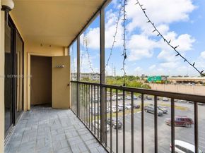 8615 NW 8th St 421, Miami FL 33126