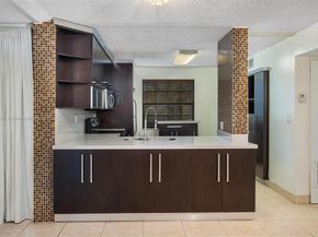 3553 Magellan Cir 3111, Aventura FL 33180