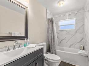 1031 SE 14th Dr, Deerfield Beach FL 33441