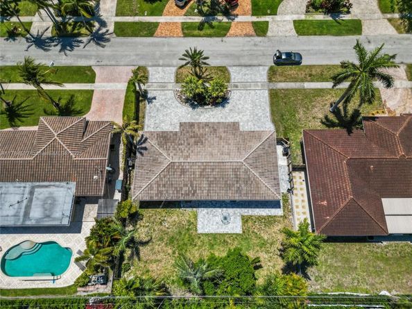 1031 SE 14th Dr, Deerfield Beach FL 33441