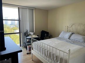 17600 N Bay Rd N902, Sunny Isles Beach FL 33160