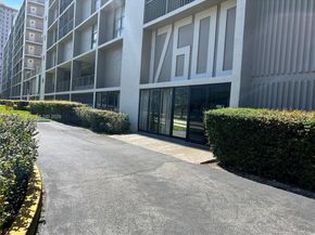 17600 N Bay Rd N902, Sunny Isles Beach FL 33160