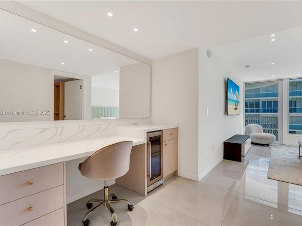 10155 Collins Ave 1605, Bal Harbour FL 33154