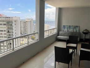 170 SE 14th St 1504, Miami FL 33131