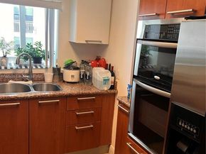 170 SE 14th St 1504, Miami FL 33131