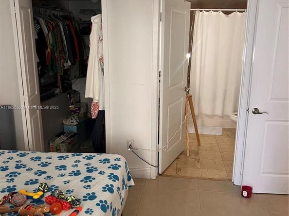 170 SE 14th St 1504, Miami FL 33131