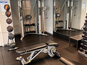 170 SE 14th St 1504, Miami FL 33131