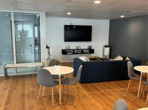 170 SE 14th St 1504, Miami FL 33131