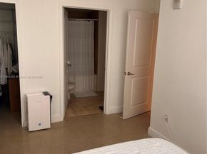 170 SE 14th St 1504, Miami FL 33131