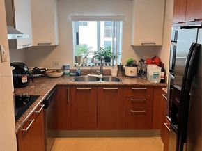 170 SE 14th St 1504, Miami FL 33131