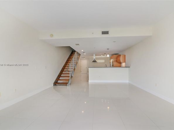 2950 NE 188th St 441, Aventura FL 33180