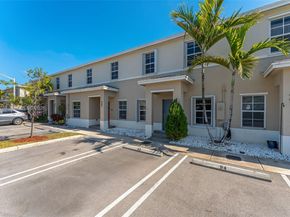 465 NE 5th Pl 465, Florida City FL 33034