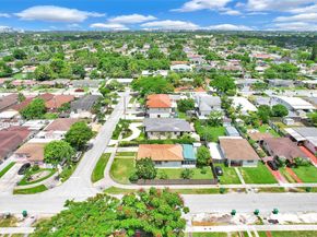 3635 SW 95th Ave, Miami FL 33165