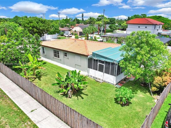 3635 SW 95th Ave, Miami FL 33165