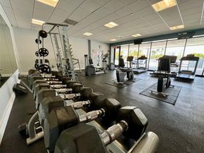 3675 N Country Club Dr 206, Aventura FL 33180