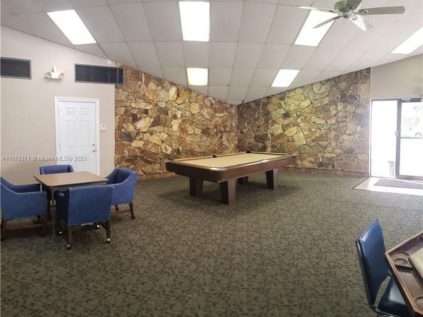 8320 Sands Point Blvd M105, Tamarac FL 33321