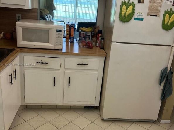 8320 Sands Point Blvd M105, Tamarac FL 33321