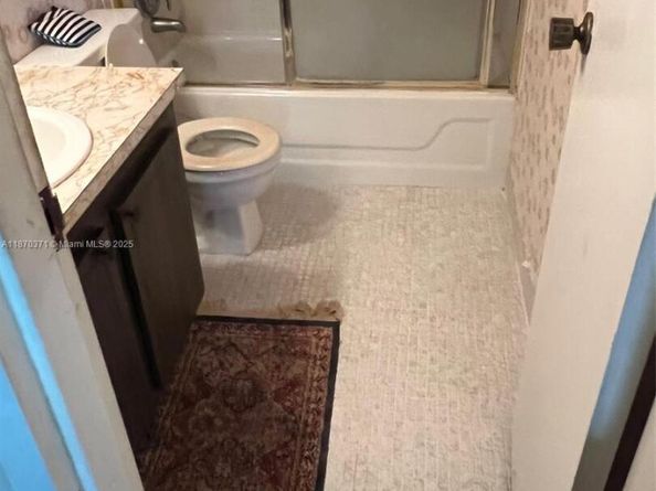 8320 Sands Point Blvd M105, Tamarac FL 33321