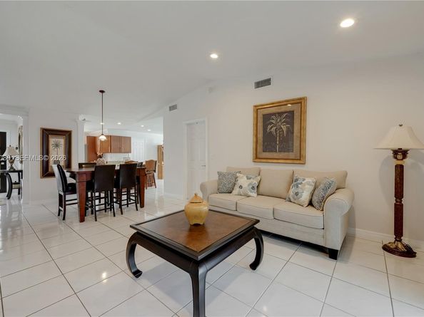 13334 SW 115th Ct, Miami FL 33176