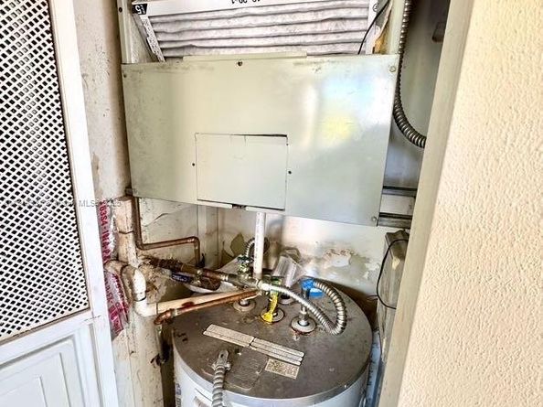 1200 Saint Charles Pl 218, Pembroke Pines FL 33026