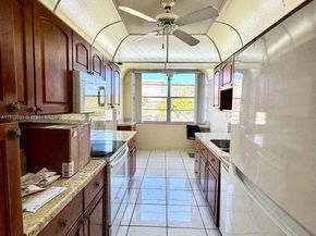 1200 Saint Charles Pl 218, Pembroke Pines FL 33026