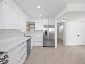5251 SW 6th St, Miami FL 33134