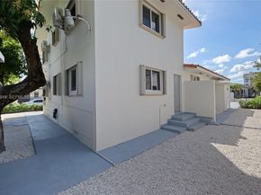 5251 SW 6th St, Miami FL 33134