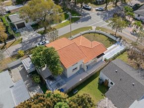5251 SW 6th St, Miami FL 33134