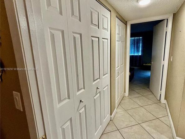 17000 NW 67th Ave 232, Hialeah FL 33015