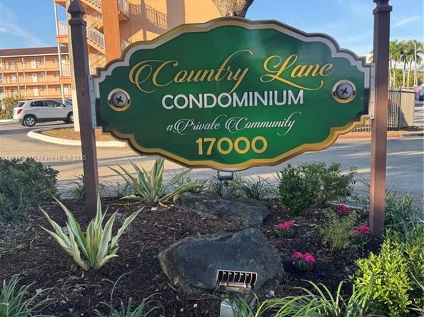 17000 NW 67th Ave 232, Hialeah FL 33015