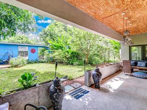 1320 NE 138th St, North Miami FL 33161