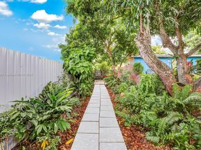1320 NE 138th St, North Miami FL 33161