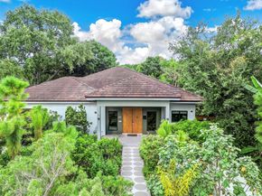 1320 NE 138th St, North Miami FL 33161
