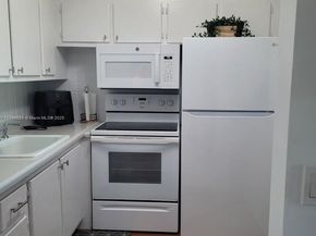 67 Berkshire 67C, West Palm Beach FL 33417