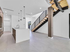 1233 NE 12th Ave, Fort Lauderdale FL 33304