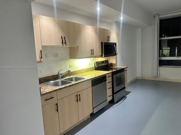 111 E Flagler 702, Miami FL 33131