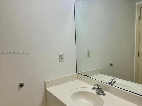 111 E Flagler 702, Miami FL 33131
