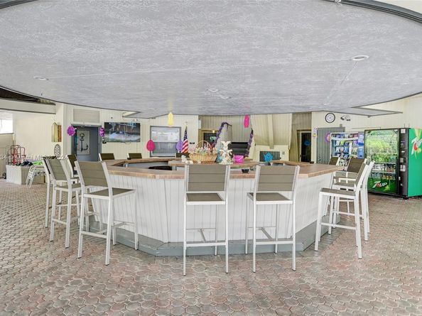 5431 NE 25th Ave 103B, Fort Lauderdale FL 33308