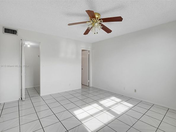 5431 NE 25th Ave 103B, Fort Lauderdale FL 33308
