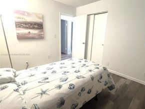 1330 SW 6th Ter, Deerfield Beach FL 33441