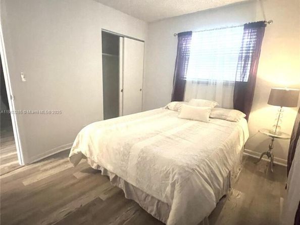 1330 SW 6th Ter, Deerfield Beach FL 33441