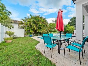 2715 SW 137th Ter, Miramar FL 33027