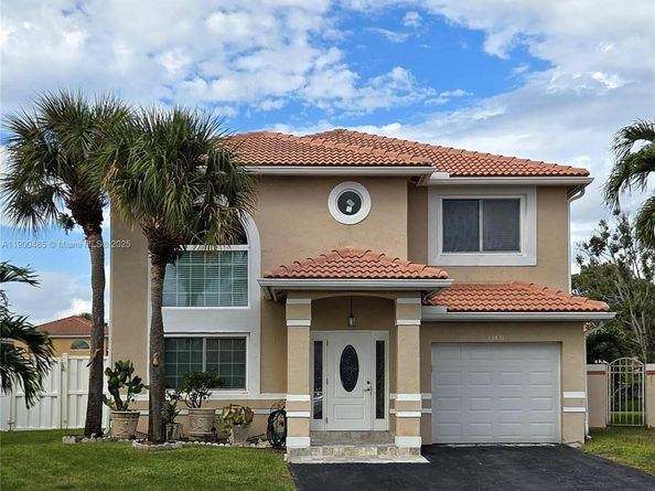 13431 NW 5th Pl, Plantation FL 33325